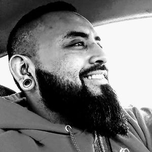 Meet your Posher, Emilio