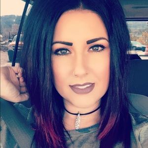 Meet your Posher, Tina