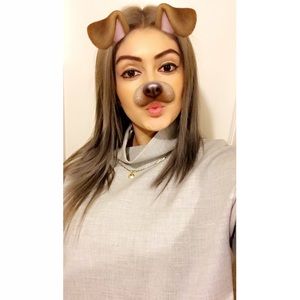 Meet your Posher, Yesenia