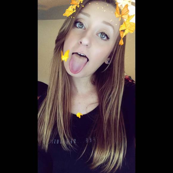 Meet your Posher, Hannah