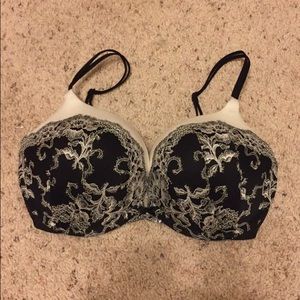 36D VS Bra