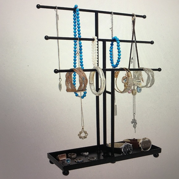 Metal Jewelry stand