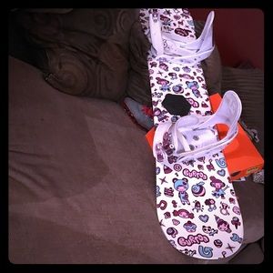 BURTON girls Chicklet Snowboard