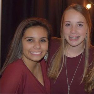 Meet your Posher, Avery