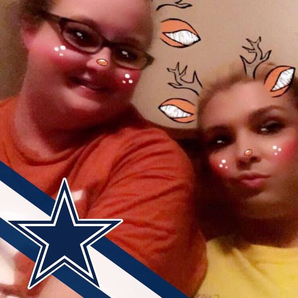 Meet your Posher, Ellie - Picture 1 of 1