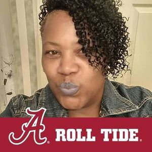 Meet your Posher, Rena