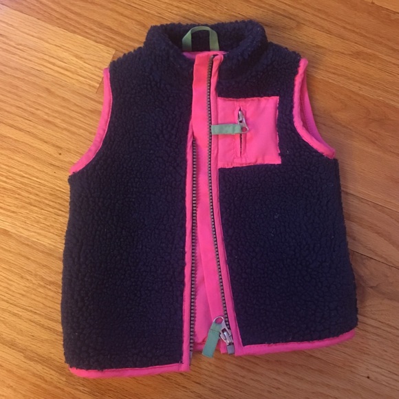 Adorbs fuzzy vest❤💕❤💕 - Picture 2 of 3