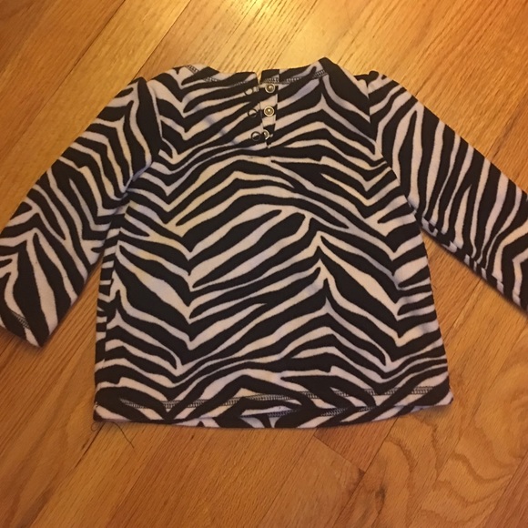 Zebra print sweatshirt... so cute❤❤ - Picture 3 of 3
