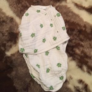 Aden and Anais Muslim Swaddle