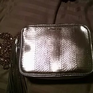 Crossbody purse