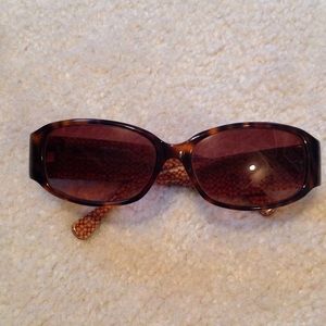 Awesome! Coach Sunnies