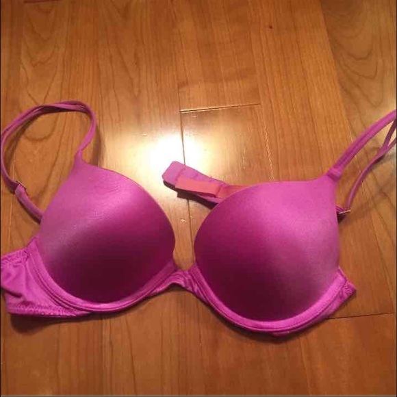 PINK, size 34A