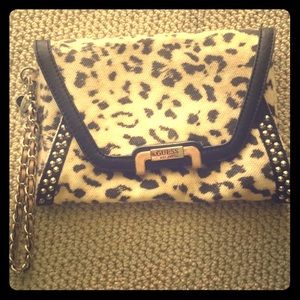 Guess wristlet
