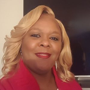 Meet your Posher, Brenda