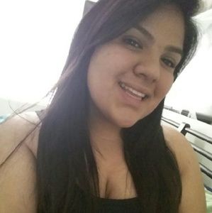 Meet your Posher, Alyssa