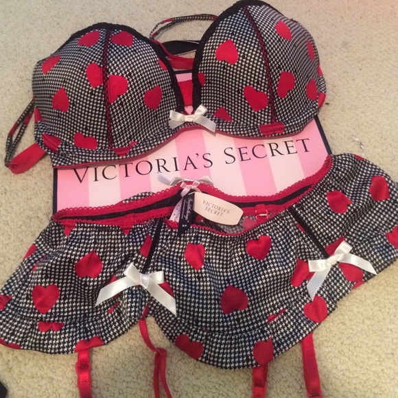 Victoria's Secret Other - Victoria Secret Sexy Little Things set ❤️