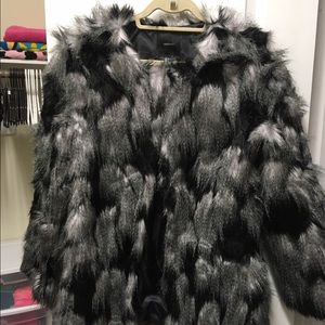 Forever XXI - faux fur black and grey coat