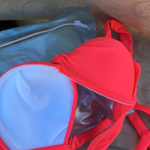 NWOT Neon pink bikini, never worn - Picture 2 of 4