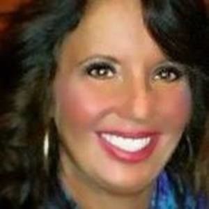 Meet your Posher, Carolina