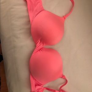 Victoria's Secret bra 32DD