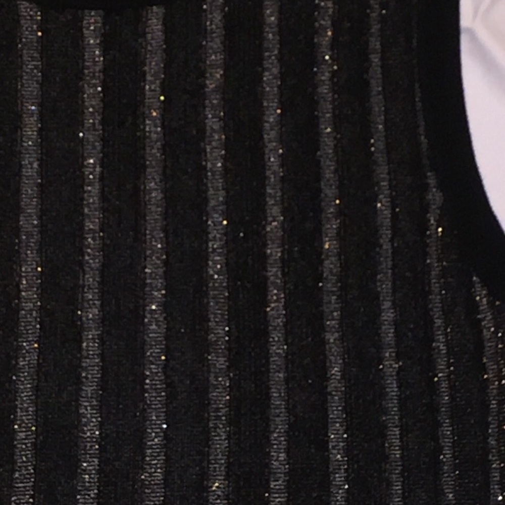 🆕 Glamorous Sparkly Gold Ribbed Crop Top NWT - Picture 6 of 8