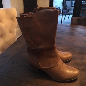 Brown Mid calf boots