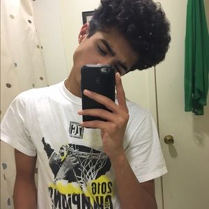 Meet your Posher, Heath