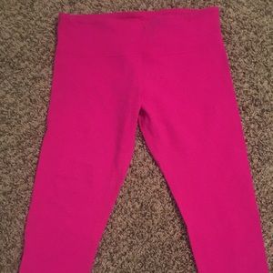Magenta Lululemon high times Capri