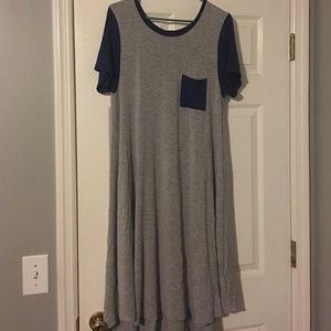 Grey and navy trim Carly