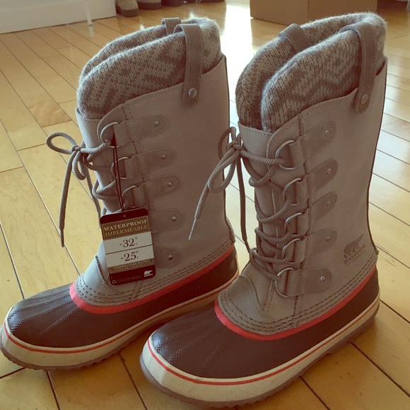 NIB! Sorel Joan of Arctic knit boot, Khaki 8.5
