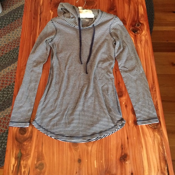 Eddie Bauer hoodie