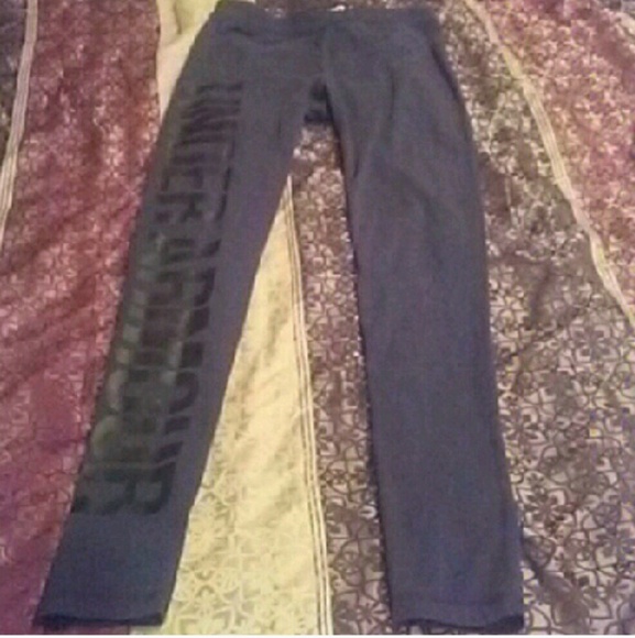 Under armour leggings!