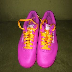 Low cut Reebok "princess" sneakers.