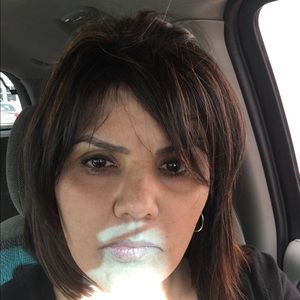 Meet your Posher, Sandra