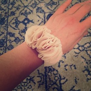 Madewell Flower Hair tie