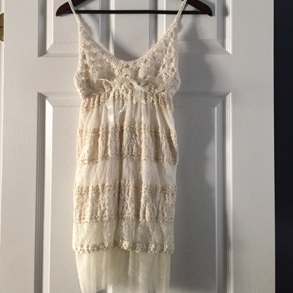 Beach Dress - Picture 2 of 2