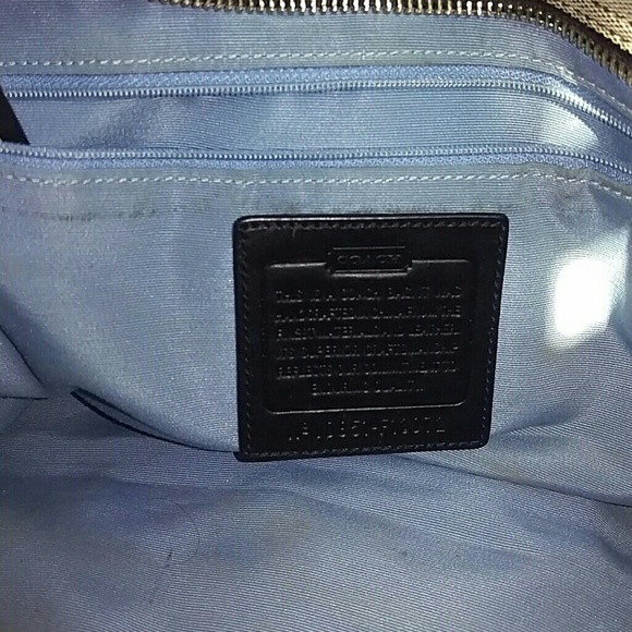 Purse - Picture 2 of 4