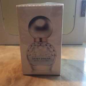 Marc Jacobs Daisy Dream Perfume