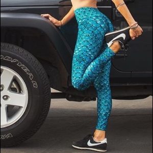 NWOT.Full length mermaid leggings !