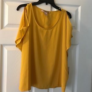 Yellow Forever 21 top. Size small.