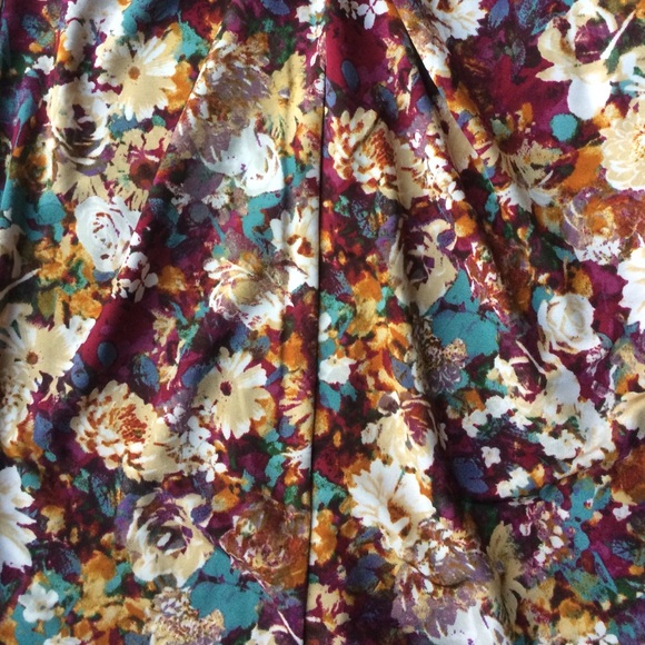 NWT Floral knot front dress - Picture 4 of 4