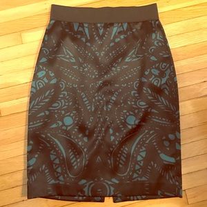 Silky pencil skirt