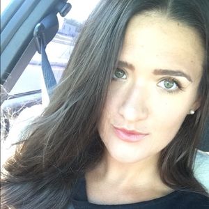 Meet your Posher, Zara