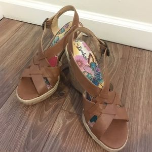 Brown Wedges