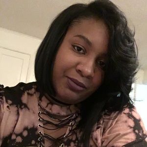Meet your Posher, Celeste