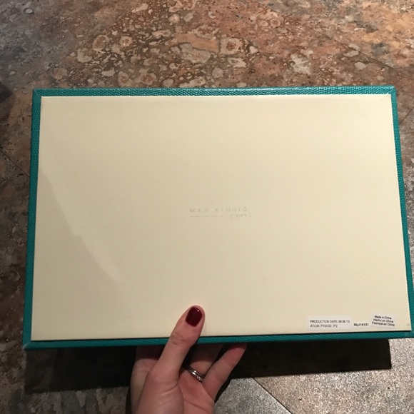 Jewelry holder - Picture 2 of 3