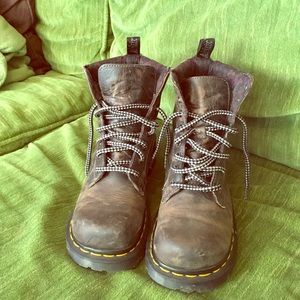 Size 8 Square Toe 8 Eye Doc Martens