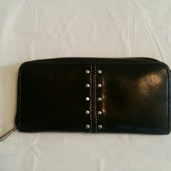 Michael Kors leather zip wallet