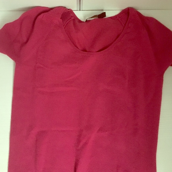 The limited short sleeve sweater medium