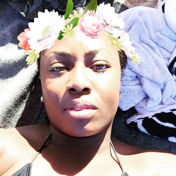 Meet your Posher, Kareen